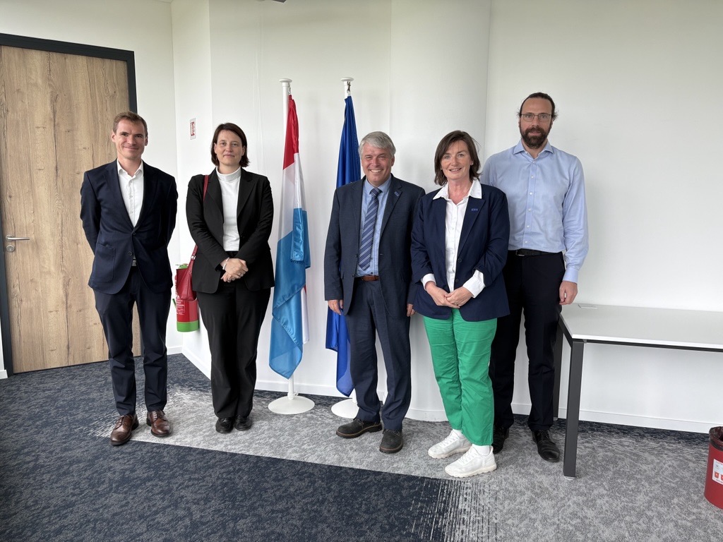 EuroHPC_JU's tweet image. Yesterday, the @EuroHPC_JU had the pleasure of welcoming representatives from the Luxembourg Ministry of the Economy of Luxembourg.
The meeting allowed to reaffirm the shared commitment to advancing Europe's leadership in #supercomputing, #quantum technologies, and #AI.
📸👇