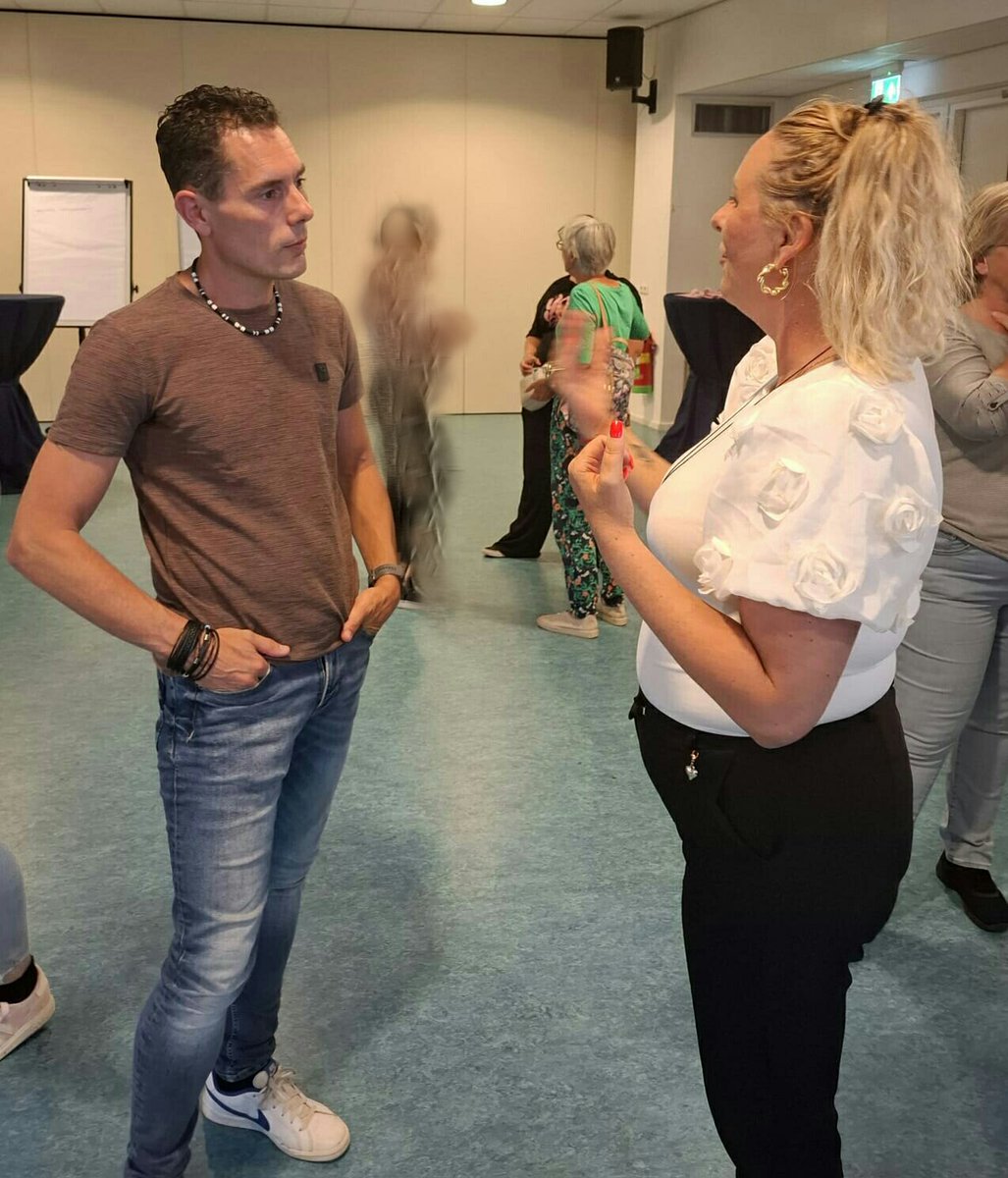 Lelystadse gedupeerden toeslagenaffaire verenigen zich; SP Lelystad was erbij!

flevopost.nl/lelystad/Lelys…