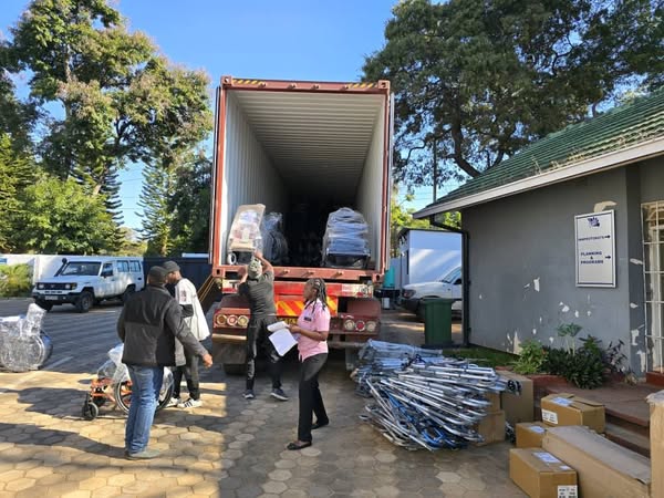 ZAPD_HQ's tweet image. Kabwata Baptist Church, in partnership with Joni and Friends, has donated 200+ assistive devices to the Zambia Agency for Persons with Disabilities. These include wheelchairs, crutches, and walking sticks.

Empowering lives, one device at a time! 🙌
#DisabilityInclusion 
#Zambia