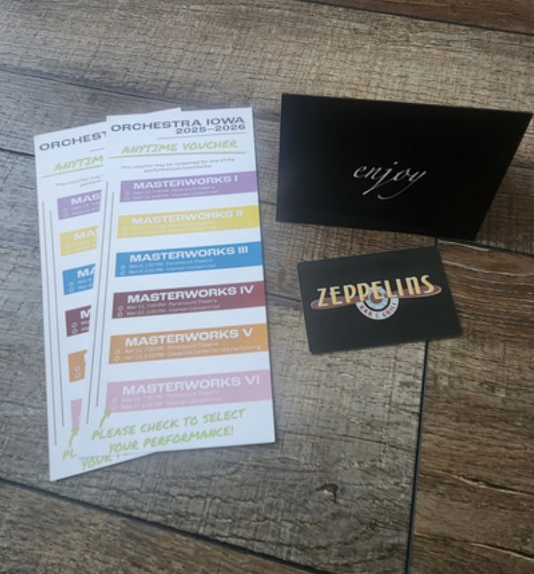 Here’s a fun one… pick a performance at Orchestra Iowa and a $20 Zeppelins gift card!

32auctions.com/JFKGolfOuting2…