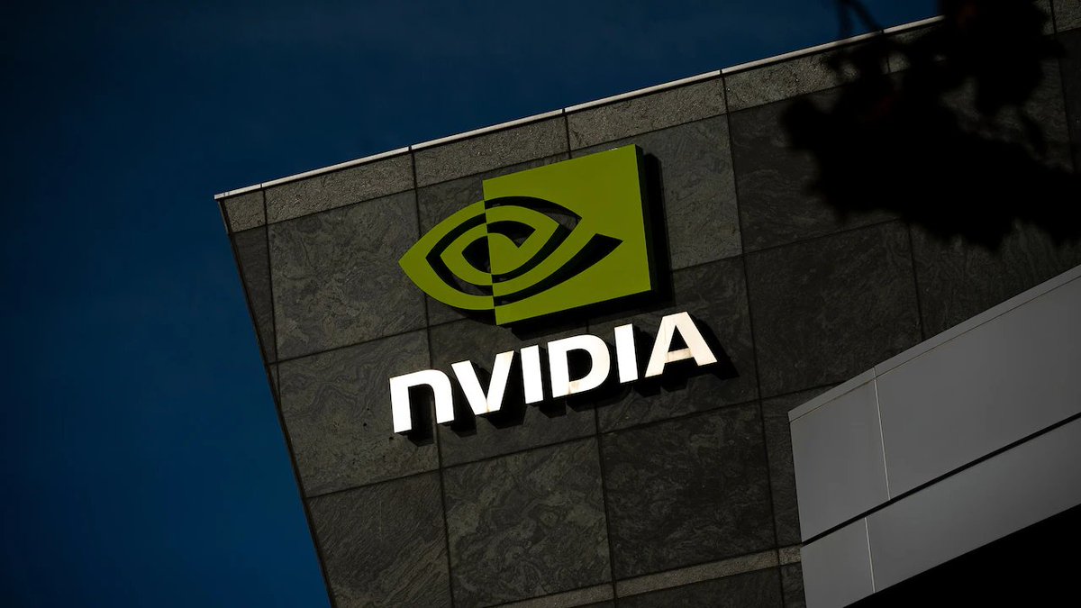 CNBCTV18Live's tweet photo. #USMarketUpdate | NVIDIA Hits $4T Market Cap https://t.co/ehbUcoGTj1