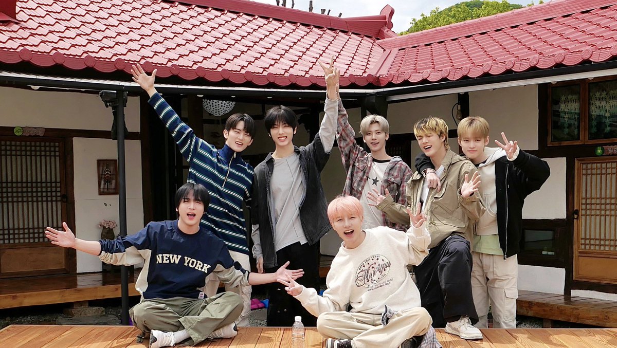 #Back_To_The_7llin #백투더칠링
#NCTDREAM #엔시티드림 #GoBackToTheFuture 
#NCTDREAM_GoBackToTheFuture