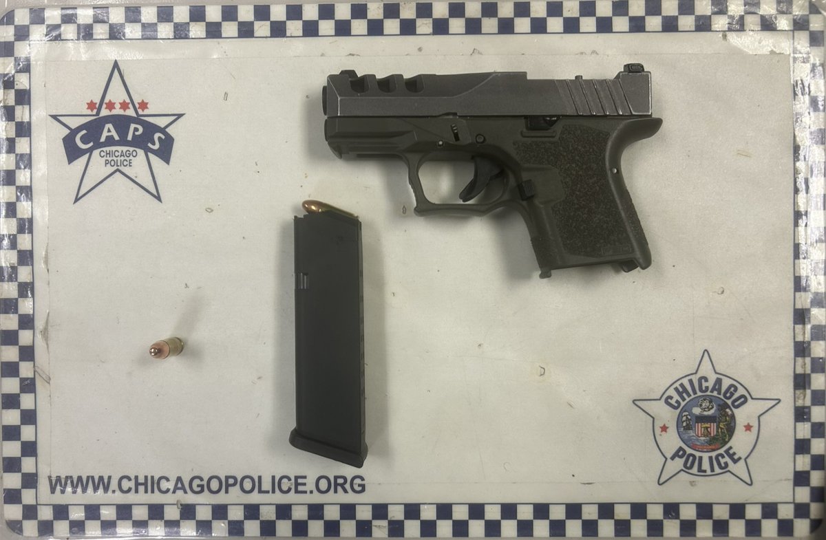 8TH District-Chicago Lawn (@chicagocaps08) on Twitter photo 8th District Tactical Officers recovered this weapon while conducting a traffic stop near 63rd and California. The driver was smoking cannabis. Great work Officers! <a href="/Chicago_Police/">Chicago Police</a> 8th District Tactical Officers recovered this weapon while conducting a traffic stop near 63rd and California. The driver was smoking cannabis. Great work Officers! <a href="/Chicago_Police/">Chicago Police</a>
