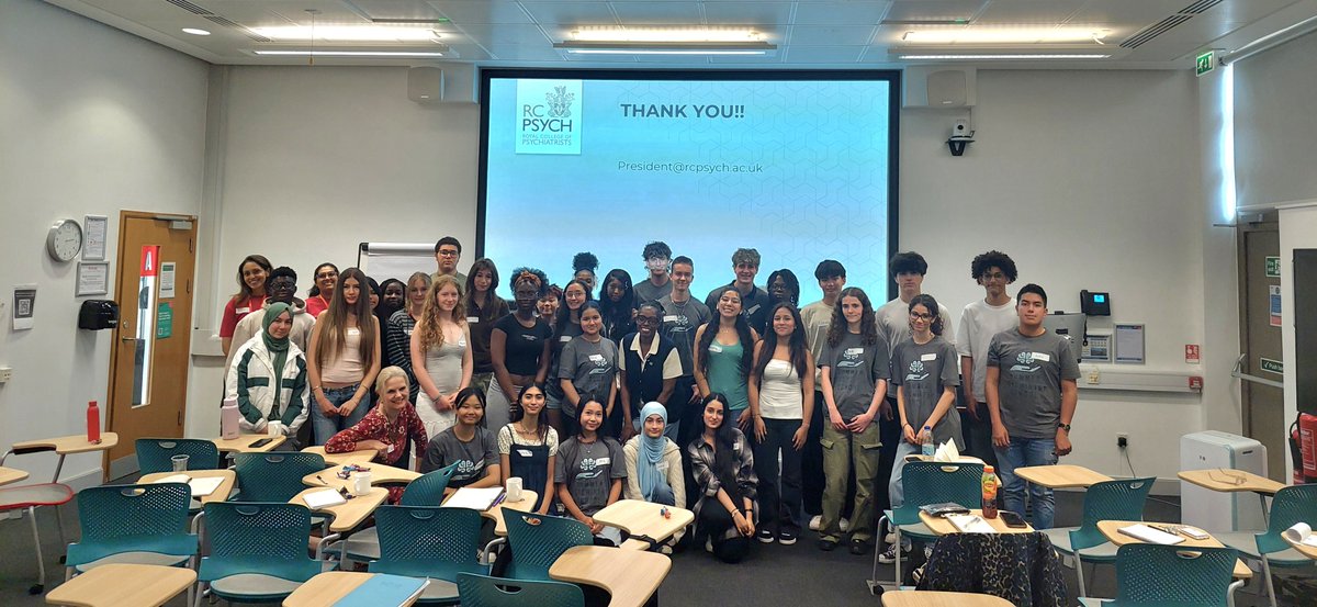 CFWilsonJones's tweet image. Fantastic day @KingsIoPPN Psychiatry Summer School for local school students introducing them to psychiatry. Thank you @DrLadeSmith for a fantastic talk on forensic psychiatry. The students are so engaged and curious. The future is bright.