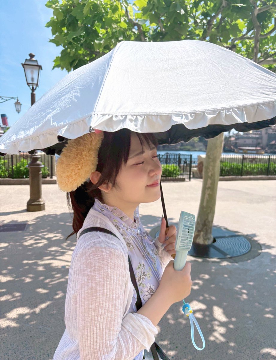 暑い日が続きますね………みんな元気かな？？？
ちょっと前だけど新エリアできてからはじめてディズニーシー行ったの！！！！ピーターパンだいすきだからずっと行きたくてやっっっと！！！最高だった……もう行きたい…………
ちゃんと暑さ対策ばっちりで行ったから快適に過ごせて100点でした💯