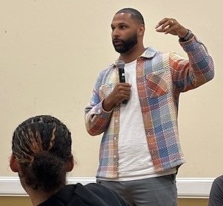RI Department for Children, Youth & Families (@ridcyf) on Twitter photo Former NFL player and advocate for foster children Gaelin Elmore was a guest speaker at last week's RI Youth Summit & Graduation, during which he shared his experiences as a foster child and emphasized the importance of belonging. <a href="/GIV_Elmore/">Gaelin Elmore</a> Former NFL player and advocate for foster children Gaelin Elmore was a guest speaker at last week's RI Youth Summit & Graduation, during which he shared his experiences as a foster child and emphasized the importance of belonging. <a href="/GIV_Elmore/">Gaelin Elmore</a>