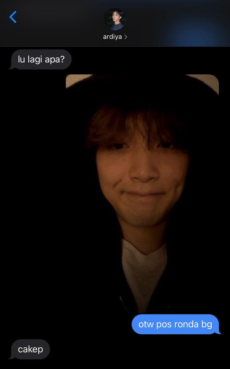 liloquacious's tweet image. 3. Cakep