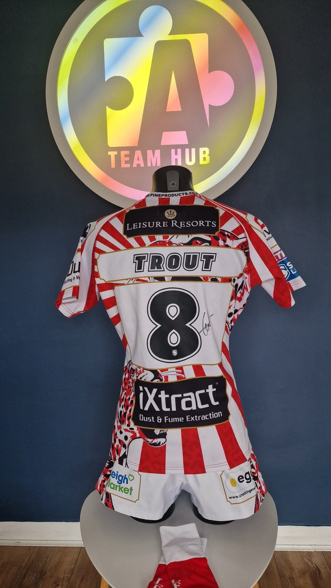 LLRL_Foundation's tweet image. A few hours left, finishes at 10PM. The current top offer is £600!
Send a message or email Martyn@LeighCommunityTrust.co.uk to place your offer.