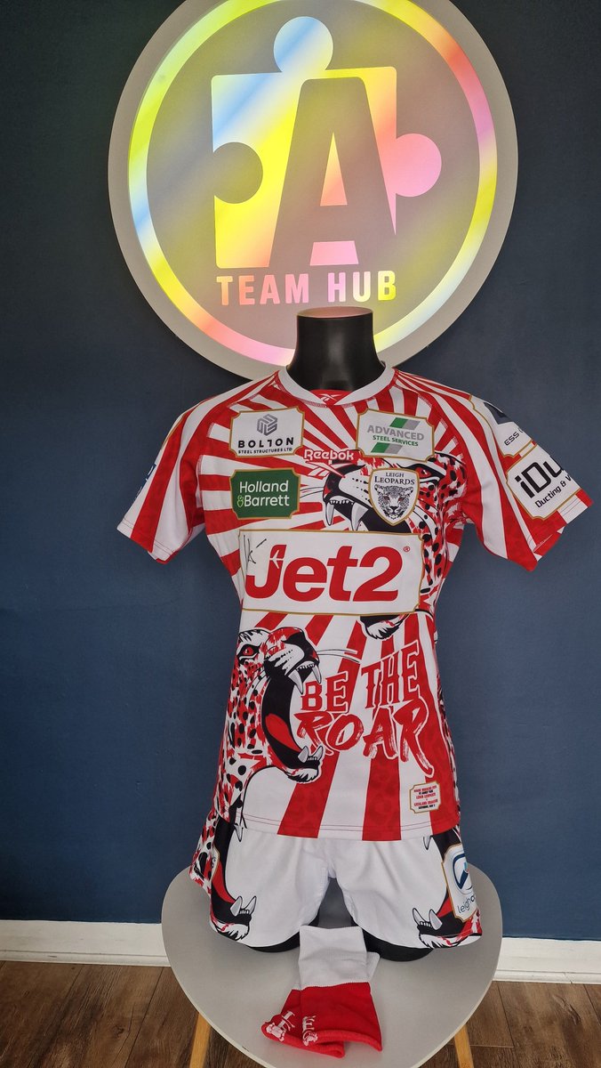LLRL_Foundation's tweet image. A few hours left, finishes at 10PM. The current top offer is £600!
Send a message or email Martyn@LeighCommunityTrust.co.uk to place your offer.