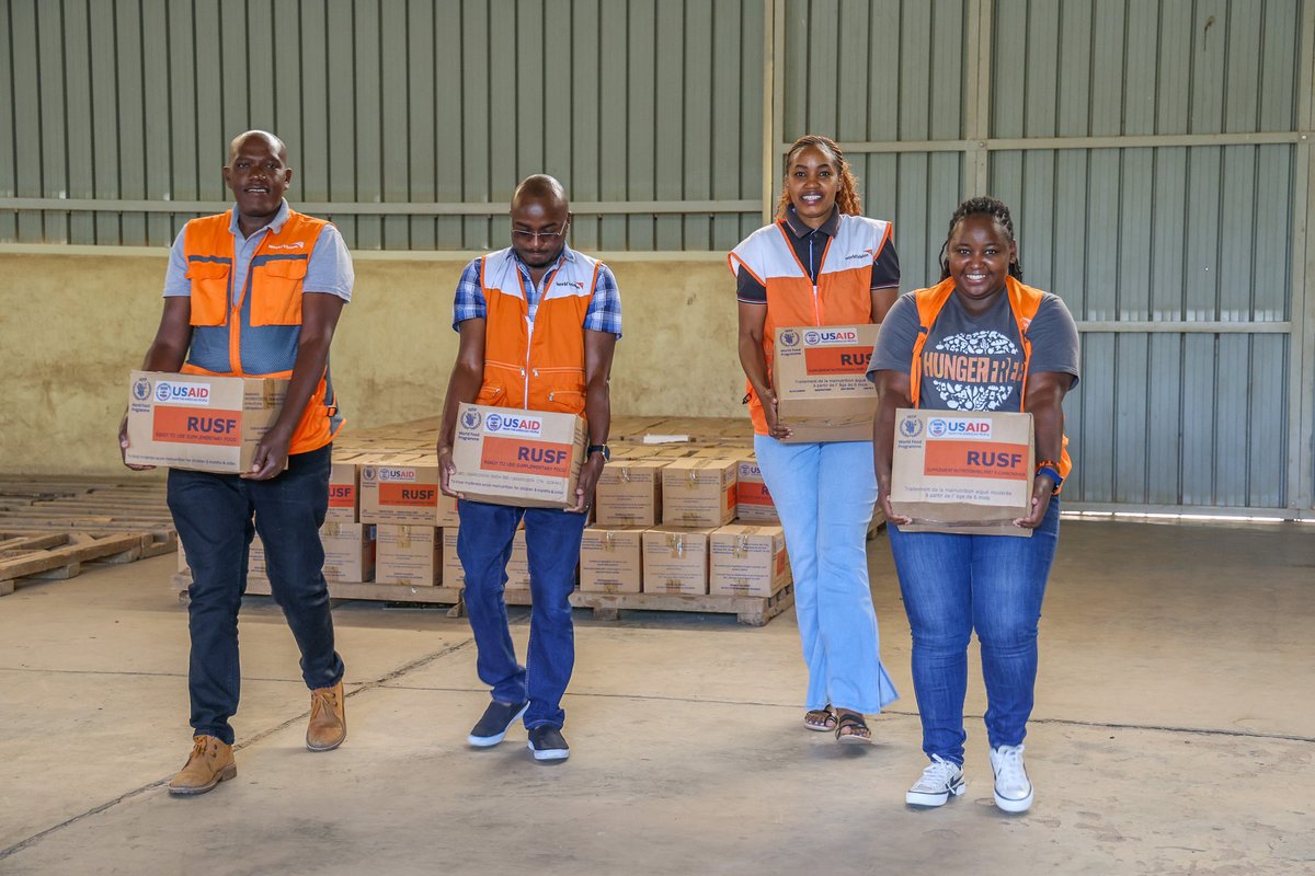 WorldVisionKE's tweet image. With support from @WFP_Kenya, @WorldVisionKE tackled severe malnutrition in Tiaty East & West, where 26,880+ children under 5 years & 5,000+ mothers were at risk.
Through the Nutrition Logistics Support Project:
✅ Facilitated last-mile delivery of Ready-to-Use Supplementary…