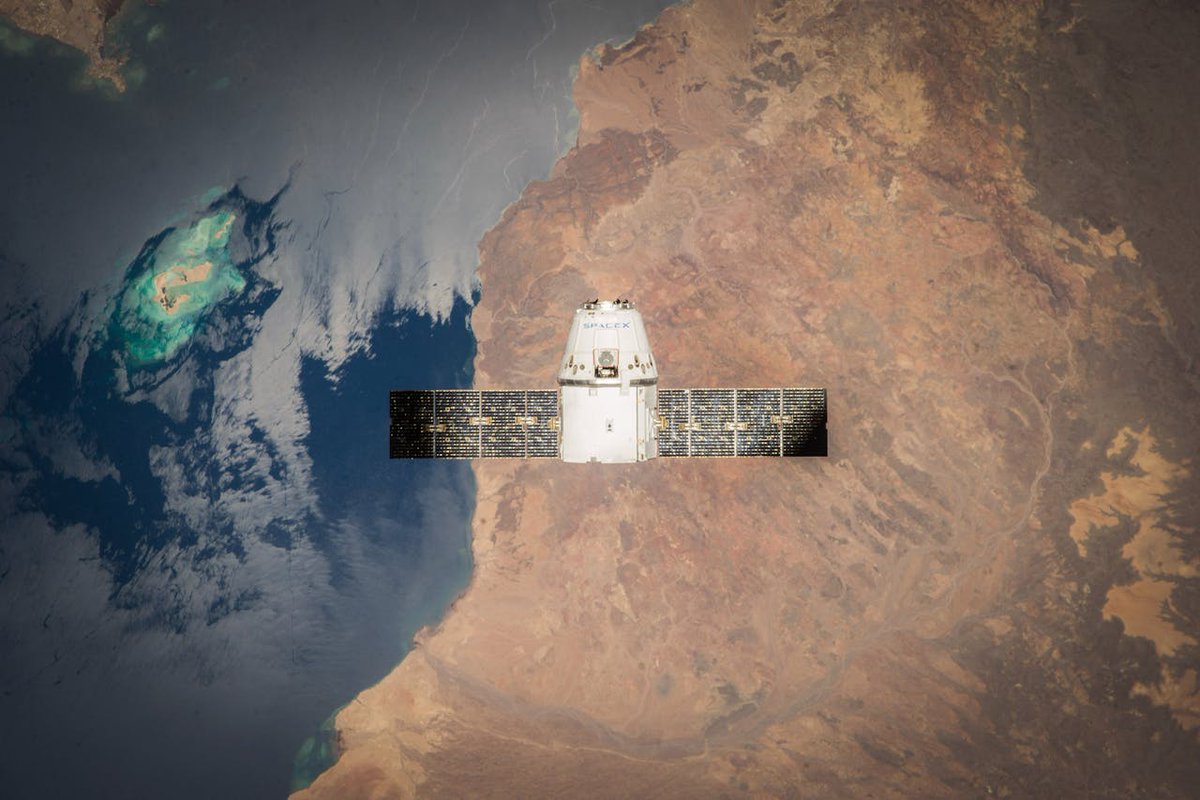 mariomuth's tweet photo. No service? No problem.

Telstra and Starlink just launched satellite-to-text messaging, so you can stay connected even off the grid.

Here’s how it works:
https://t.co/u9Dfrcqskr

#SatelliteMessaging #Connectivity #SMS https://t.co/QVD7LiA7K0