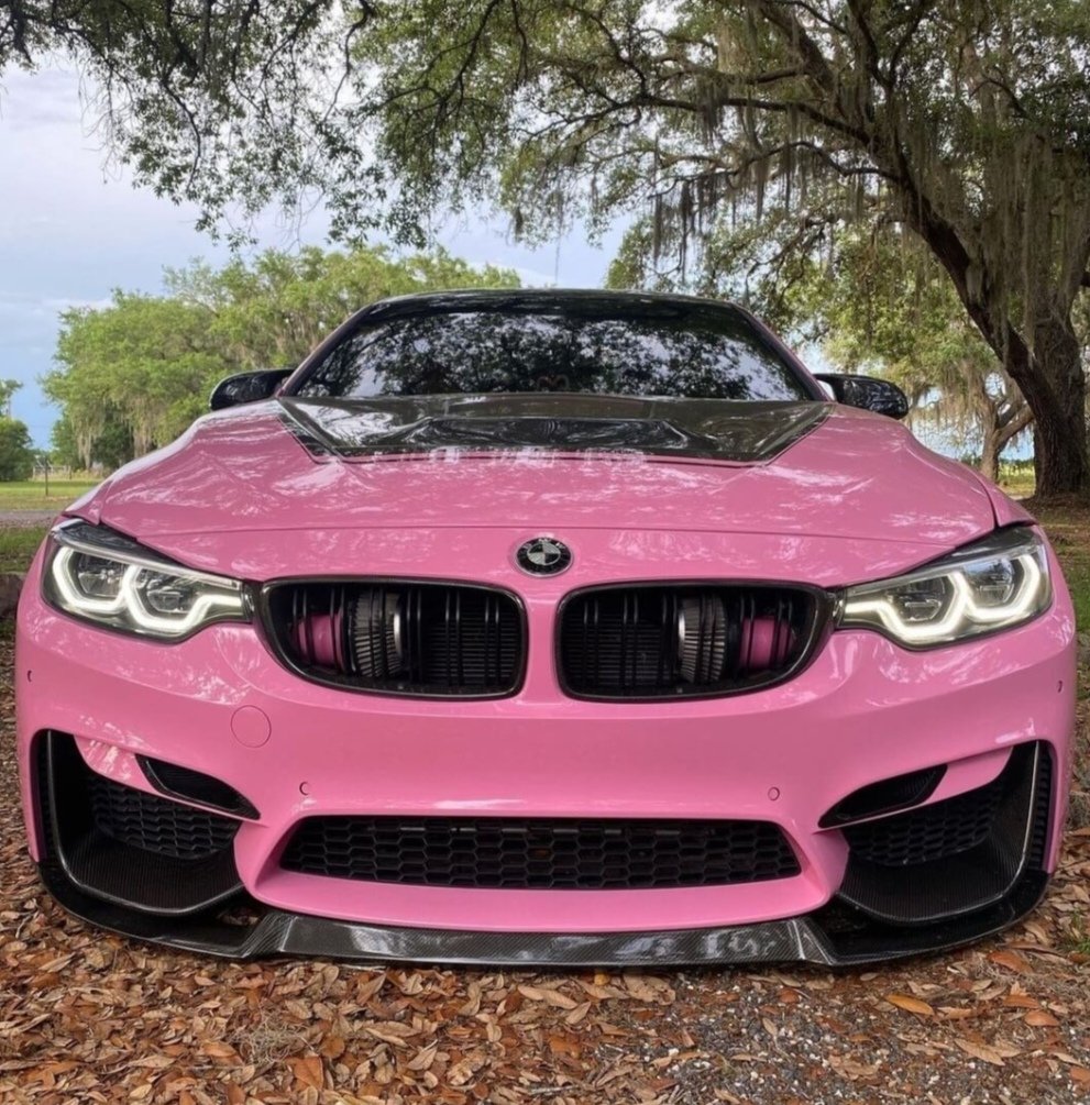 half2011moon's tweet image. كذا سيارات البنات؟🤔