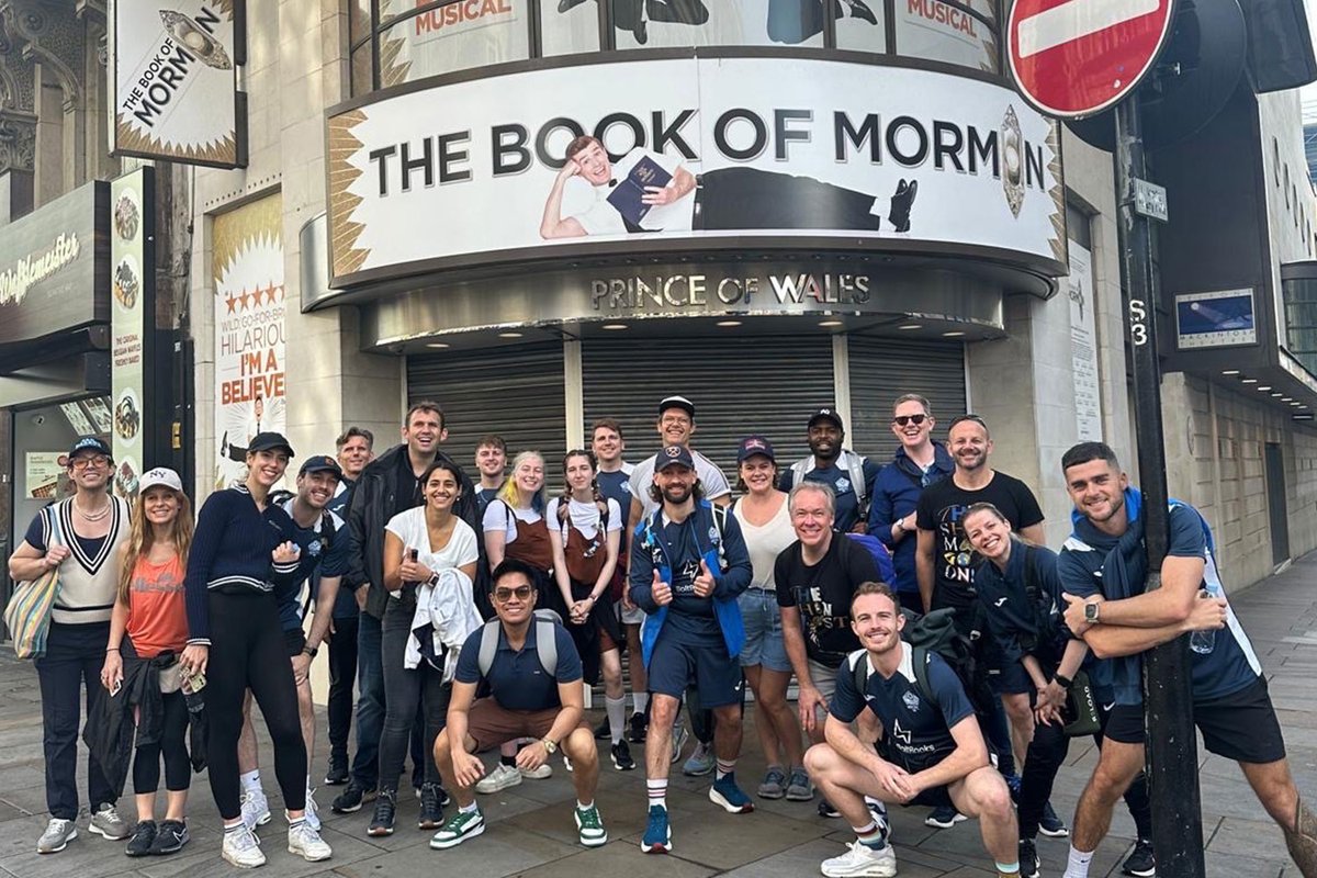 Big West End Walk charity event to return in September whatsonstage.com/news/big-west-…