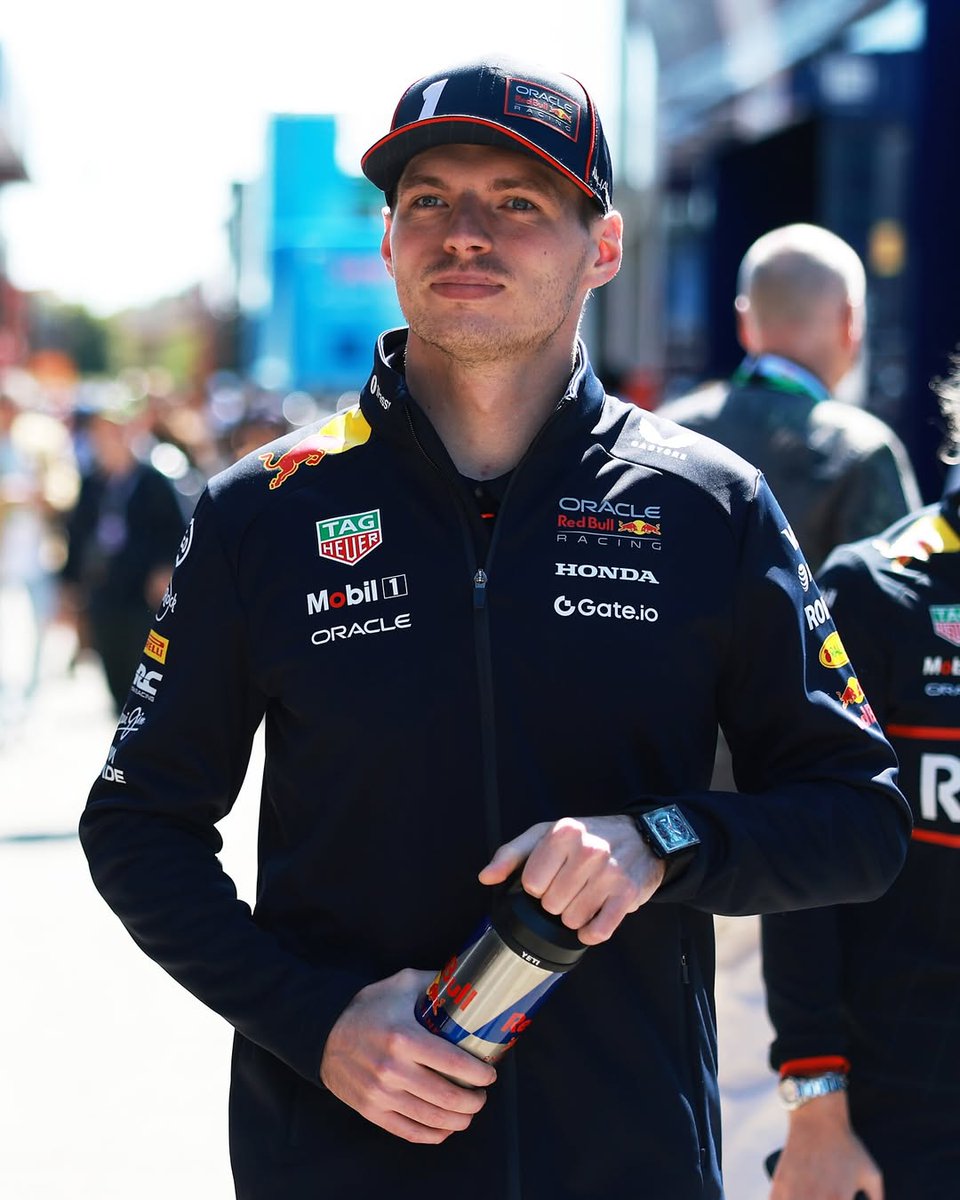 Sumado a la salida de Horner, Erik van Haren reporta que no fue un pedido del lado de Verstappen y que esto no confirma que vaya a seguir en RB.

Para el GP de SPA o Hungría a más tardar, se sabrá donde va a correr Verstappen en 2026.

#F1