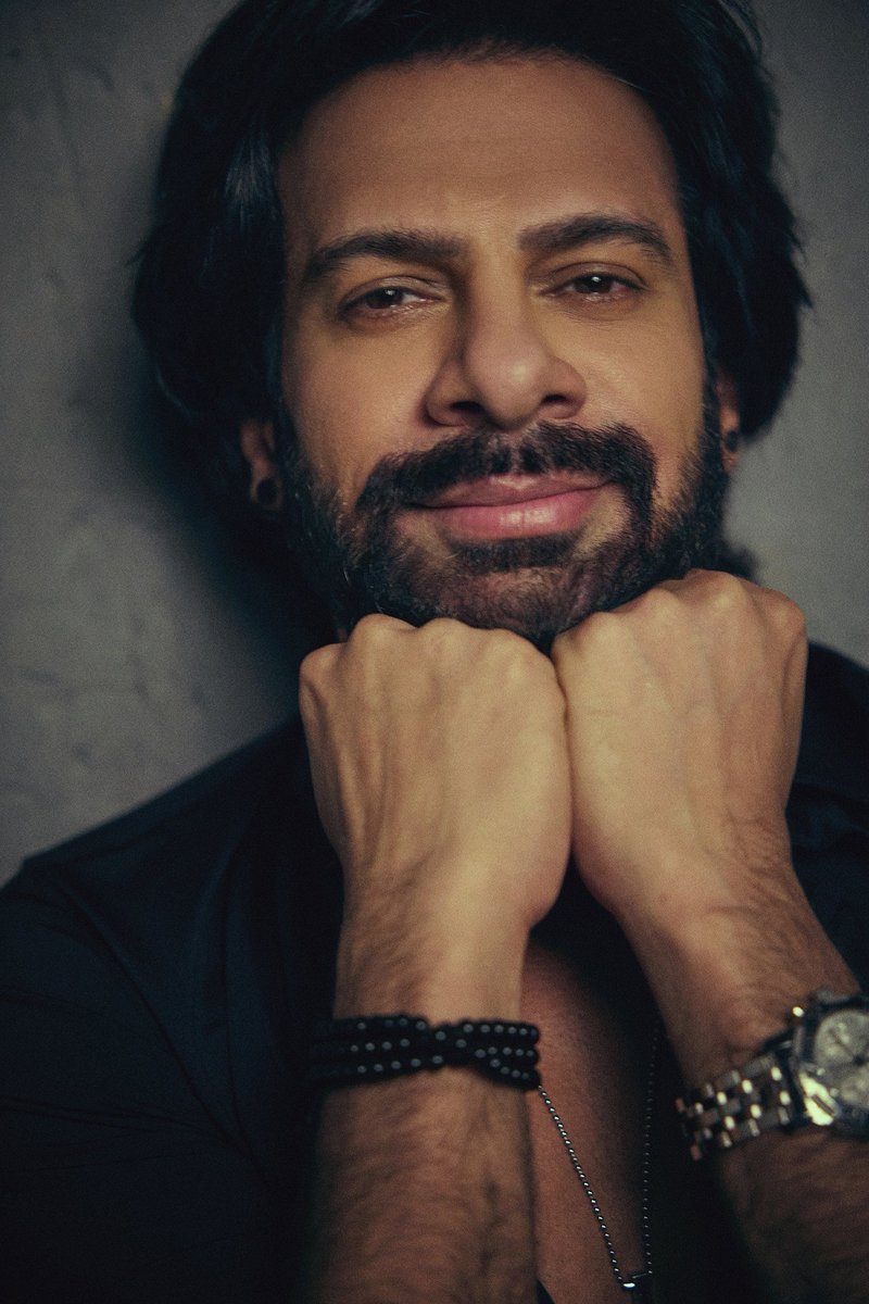 WebduniaHindi's tweet photo. कभी कीमत की बात मत करो, मूल्य की बात करो : करण वीर मेहरा
#KaranVeerMehra #TheKaranVeerMehraShow #BB18 #KKK14 #WINNER #TeamKVM #BiggBoss18 @KaranVeerMehra https://t.co/Oa5op8tDvC