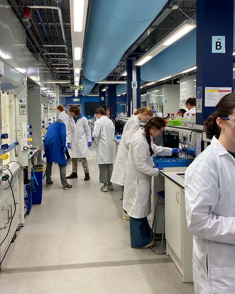 Scarborough 6th Form tweet media