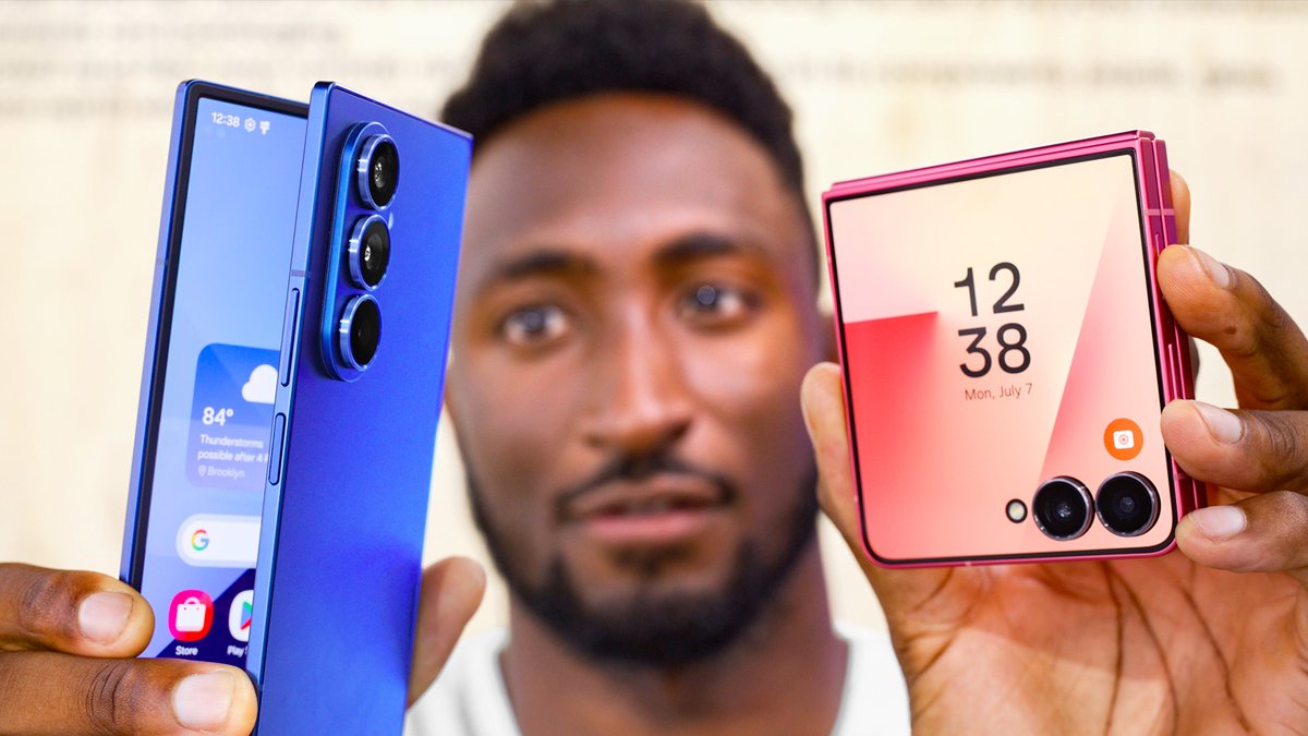 MKBHD's tweet image. NEW VIDEO - The new Z Fold 7 is way thinner + gets an ultra camera. And the new Z Flip 7 is way bigger.
Full hands-on and impressions: youtu.be/bMou1qUMHC4