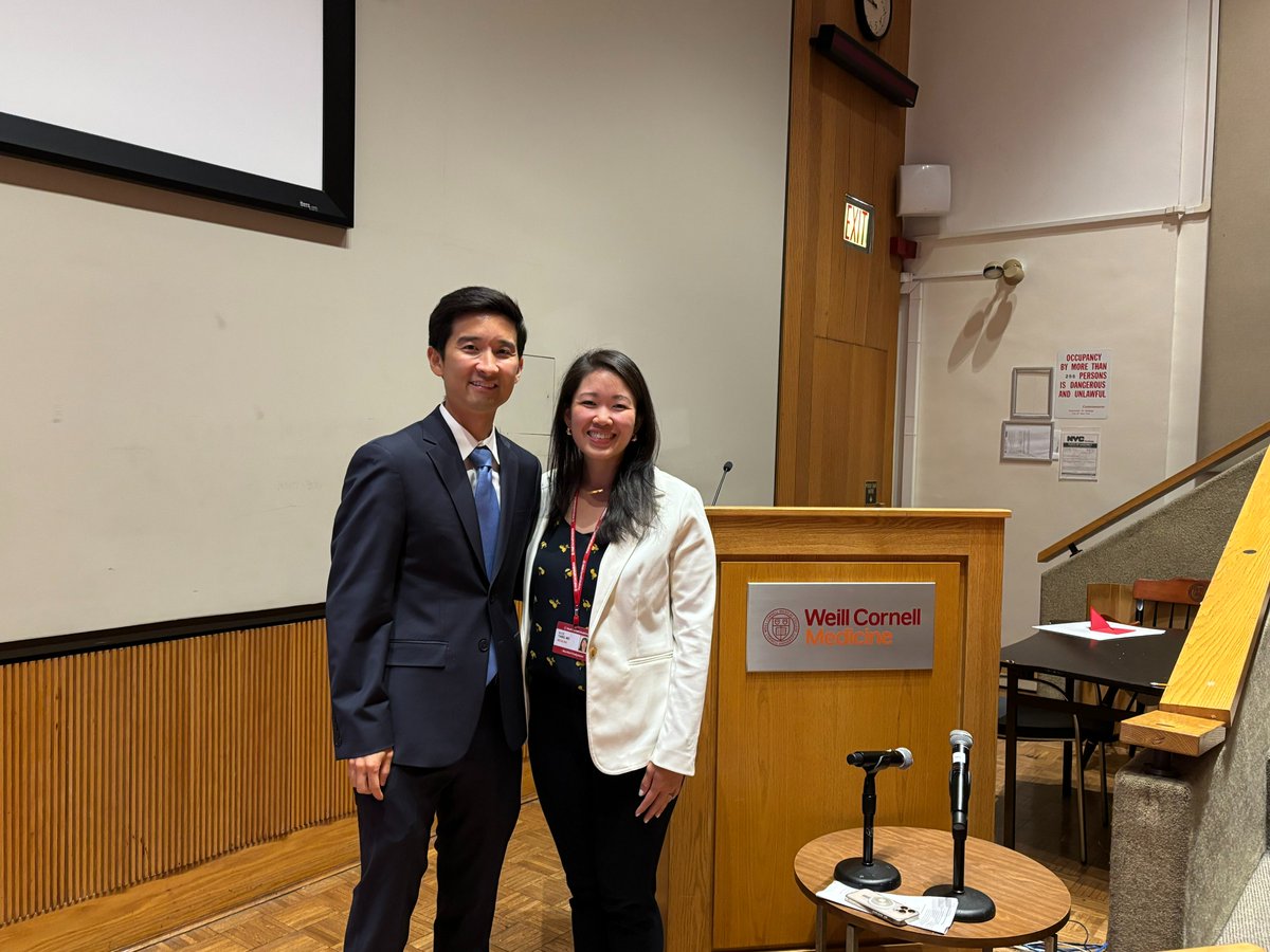 WCMGIM's tweet image. Drs. Alice Tang (@AliceTangMD) and Justin Choi, at Medicine Grand Rounds, shared the mission, evaluation and testimonials of the Clinical Scholars Program to enhance professional identity formation in academic hospital medicine. bit.ly/4ks5Lm8 @WCMDeptofMed @WeillCornell