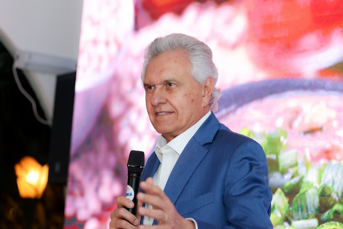 Metrópoles tweet media