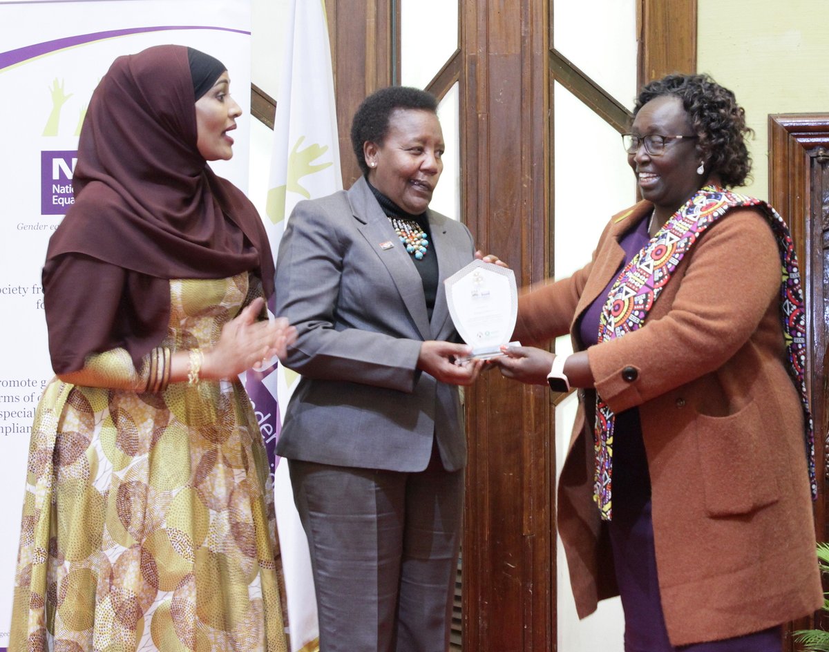 Special thanks to Cabinet Secretary <a href="/hannawcheptumo/">CS Hanna Wendot Cheptumo</a> , the Ministry of Gender, Culture and Children Services, and all partners for their unwavering support in delivering a truly participatory, inclusive plan.
<a href="/unwomenkenya/">UN Women Kenya</a> <a href="/DLCI_Kenya/">DLCI Kenya</a> <a href="/hon_alicenganga/">Hon Alice Ng'ang'a, CBS</a>
Congratulations to the USAWA