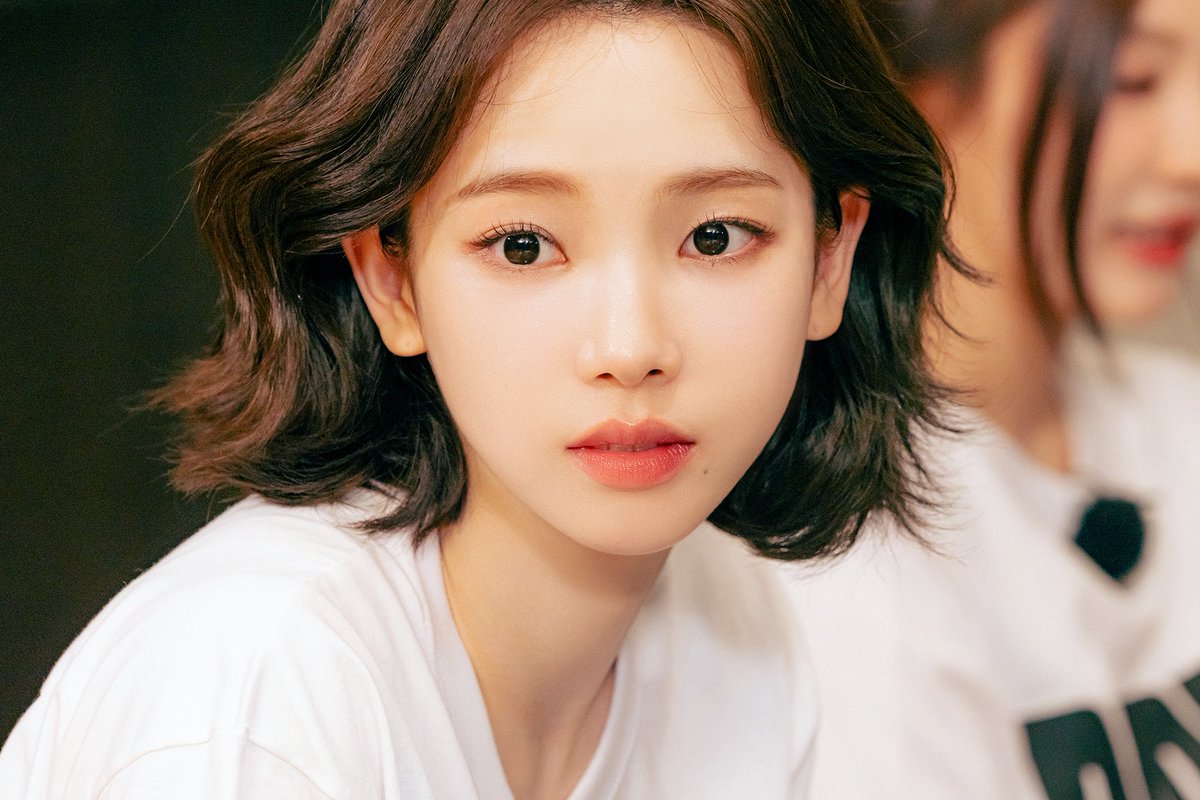 _rn_jm's tweet image. 이여자가 부장인 회사에 입사하고싶어미치겟다