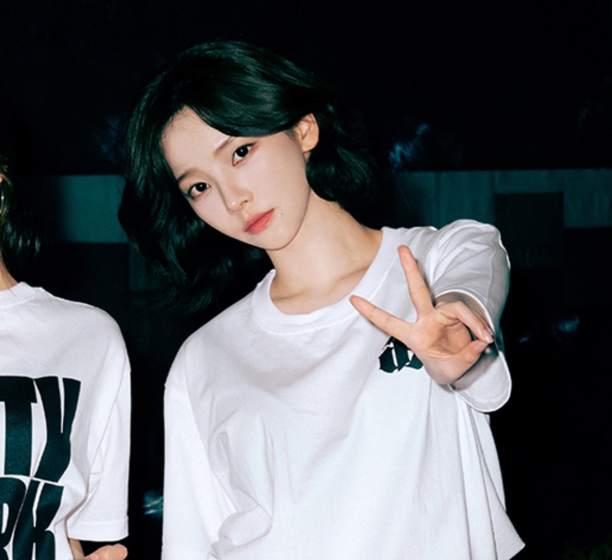 _rn_jm's tweet image. 이여자가 부장인 회사에 입사하고싶어미치겟다