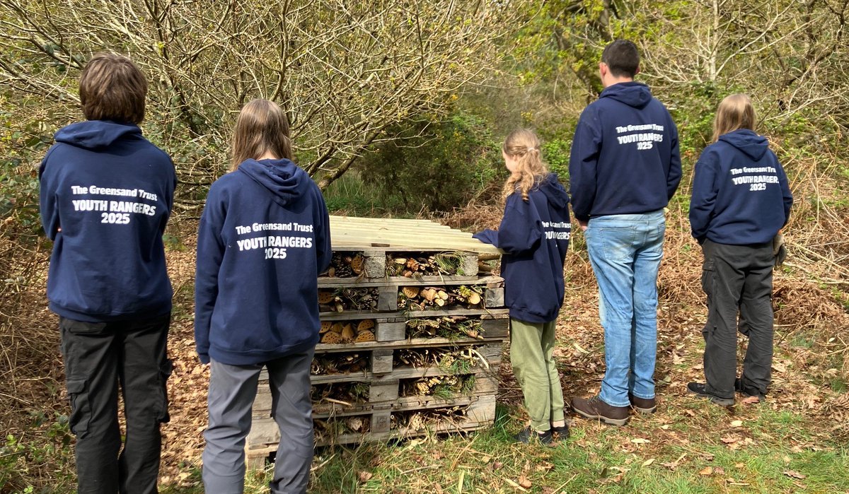 Young people aged 13-18 needed for our Youth Ranger Scheme from Sep at Clophill Lakes Nature Reserve.
Learn new skills, gain work experience &amp; an environmental award, while having fun and making a difference to the environment.
greensandtrust.org/news/youth-ran…