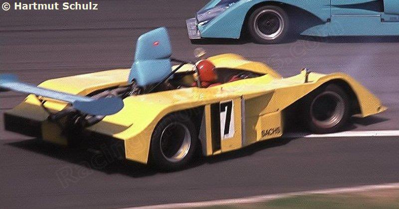 1977年にもなってM8Fとか….しかもモディファイされてるし