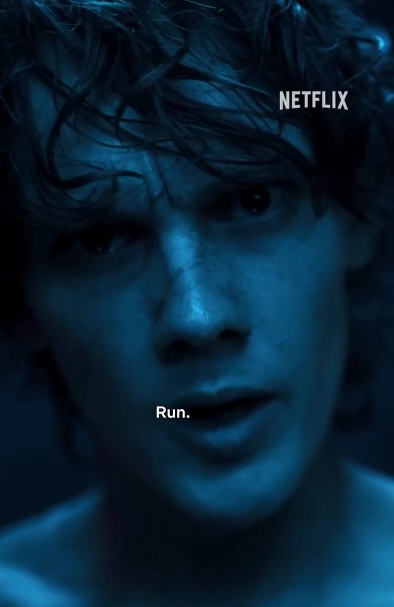 hunterdoohanfp's tweet image. &quot;Run.&quot; - Tyler Galpin 🖤 Wednesday season 2 🕸
Can&apos;t wait to see him on screen again 🥺 #HunterDoohan