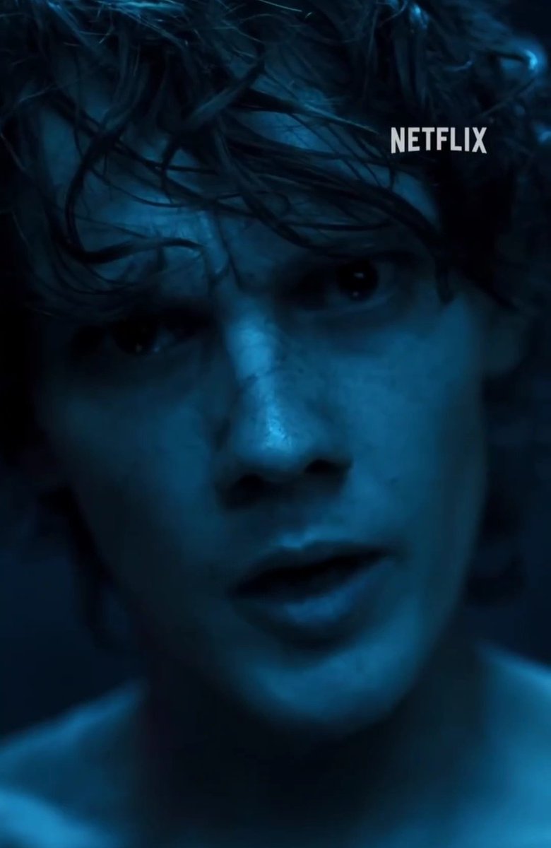 hunterdoohanfp's tweet image. &quot;Run.&quot; - Tyler Galpin 🖤 Wednesday season 2 🕸
Can&apos;t wait to see him on screen again 🥺 #HunterDoohan