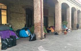 CsNouBarris's tweet image. Que el @Bcn_NouBarris haga alguna actuación destinada a solucionar la inseguridad que aparece en el barrio por culpa de la saturación de la CPA, nos parece correcto pero constatamos que nunca hay una  previsión. Y va ser lo mismo. Esperamos a que los vecinos se harten otra vez ?