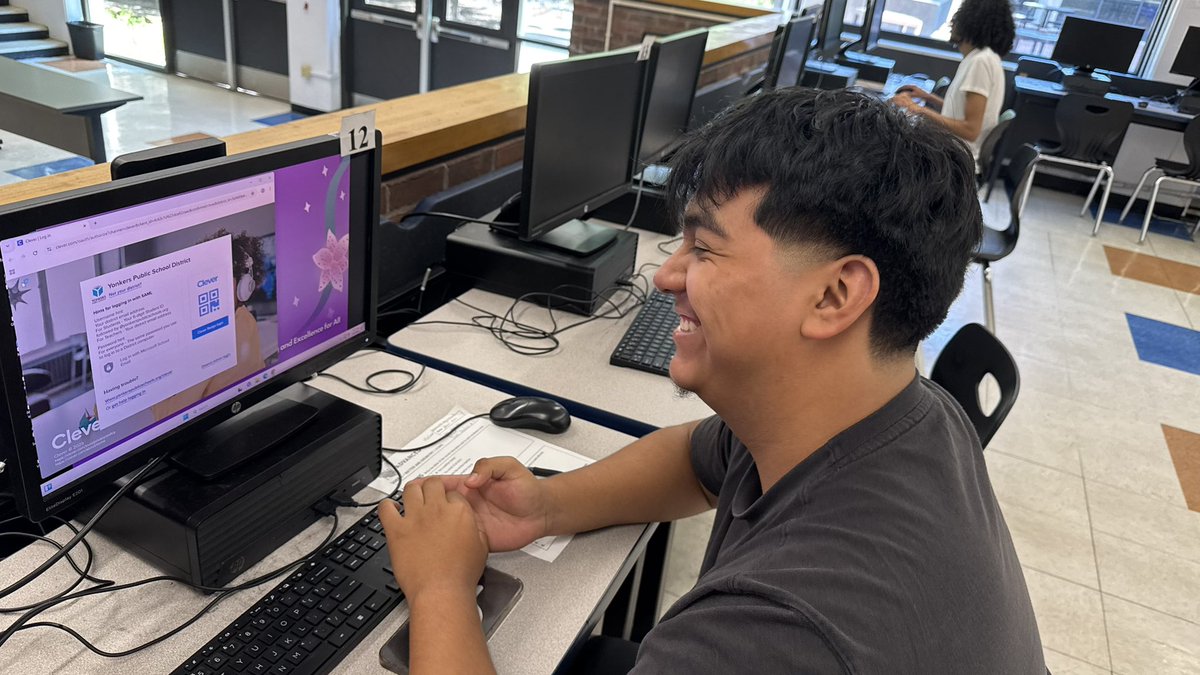 Checking on our Seniors <a href="/YonkersSchools/">Yonkers Public Schools</a> <a href="/AnibalSolerJr/">Aníbal Soler, Jr.</a> <a href="/Prin_MoralesGHS/">Mr. Jamie Morales</a> <a href="/LHS_Lancer/">Sherman</a> <a href="/a_dechent/">Edward DeChent</a>