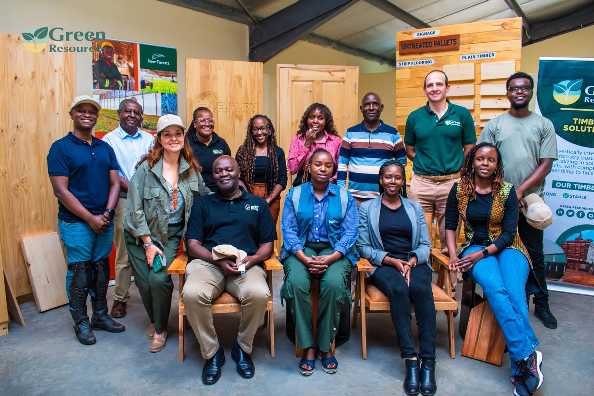 🌱 Fundi to Forest for Sustainability: A Hub of Innovation!

Last month, our warehouse in Kenya was transformed into a creative space for artisans to explore the versatility of Pine and uncover expert finishing techniques that showcase the power of sustainable timber. 🚀