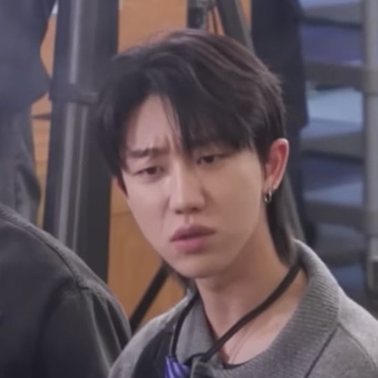 _haofolder_'s tweet photo. Minghao's "can you even hear yourself" face😭 https://t.co/53uFCkt18E