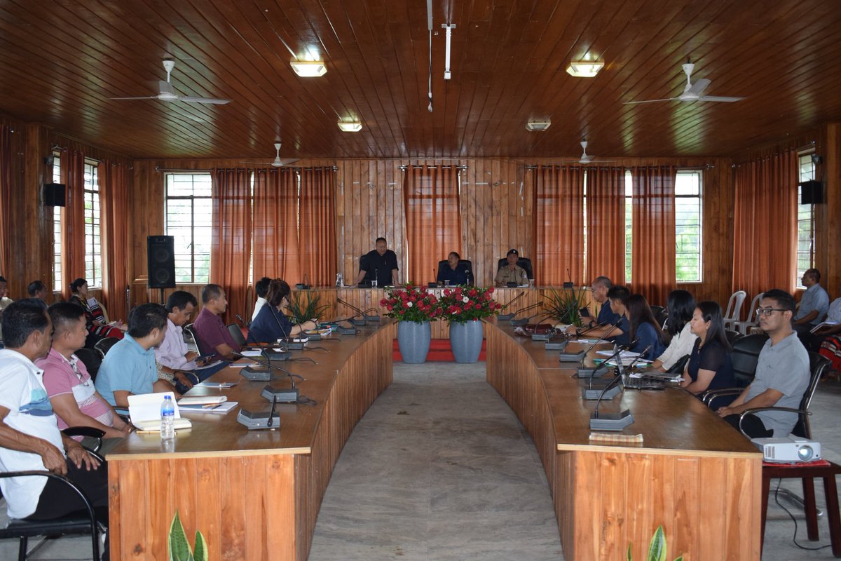 INCNagaland's tweet photo. Shri S. Supongmeren Jamir, MP (LS) &amp; Chairperson of the District Development Coordination and Monitoring Committee (DISHA), is currently presiding over the DISHA meeting at the Conference Hall of the Deputy Commissioner, New Peren, today, 9th July 2025 at 11:00 AM.
@s_supongmeren https://t.co/FQcR97pUzC