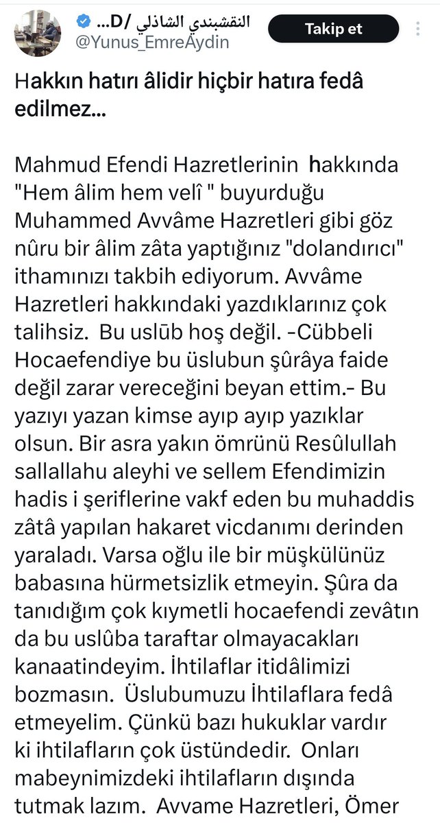ihvanhareketii's tweet photo. Dalaşmaya başlamışlar. Yiyin birbirinizi @Yunus_EmreAydin, @suraimahmudiyye 
Bu itleri dolandirici Cübbeliyle beraber sen besledin yunus emre. Ulemanın üzerine beraber saldınız. Isırıyorlar diye ağlamak yok. https://t.co/TPwzn1F3HU