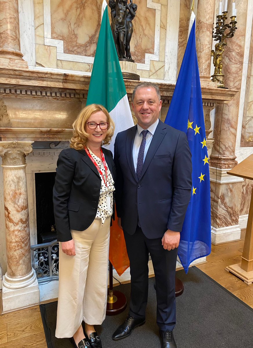 Thomas Byrne (@thomasbyrnetd) on Twitter photo I recently had the pleasure of meeting Dr Lorraine Nolan, Chief Executive of <a href="/TheHPRA/">HPRA</a>, at <a href="/dfatirl/">Irish Foreign Ministry</a>.
From 1 January 2026, Elaine will lead the work of <a href="/EUDrugsAgency/">European Union Drugs Agency (EUDA)</a>.
It is terrific to see an Irish person chosen to lead a major EU agency 👏🏻
<a href="/eujobsireland/">EU Jobs Ireland</a> <a href="/IrelandInEU/">Ireland In The EU</a> 🇮🇪🇪🇺 I recently had the pleasure of meeting Dr Lorraine Nolan, Chief Executive of <a href="/TheHPRA/">HPRA</a>, at <a href="/dfatirl/">Irish Foreign Ministry</a>.
From 1 January 2026, Elaine will lead the work of <a href="/EUDrugsAgency/">European Union Drugs Agency (EUDA)</a>.
It is terrific to see an Irish person chosen to lead a major EU agency 👏🏻
<a href="/eujobsireland/">EU Jobs Ireland</a> <a href="/IrelandInEU/">Ireland In The EU</a> 🇮🇪🇪🇺