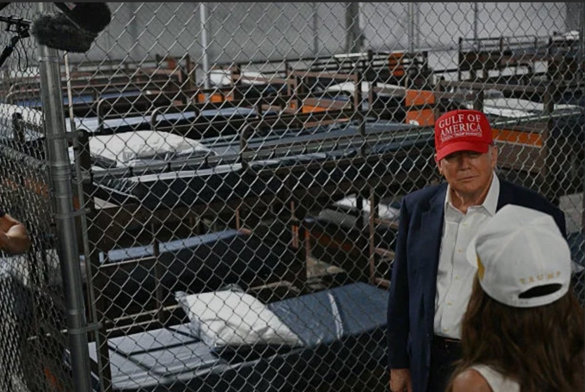 HarryPotterMAGE's tweet photo. In 2025, the USA built #AlligatorAlcatraz. It is called a "processing center". People are held without trial, separated from their families, kept behind chain-link fences in tents surrounded by swamp. The government insists it isn’t that bad.

2/2

#trumpsDeathCamp https://t.co/nmxlgulu4V