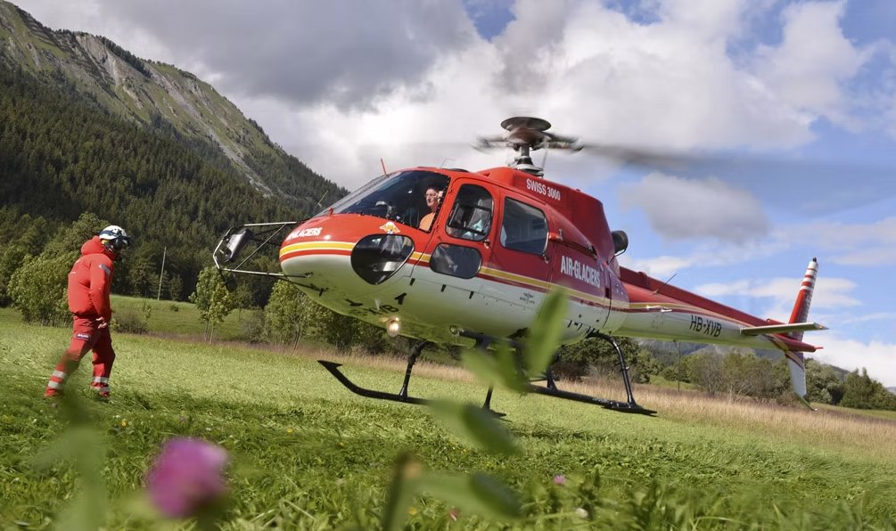 🧭 Short on time in Valais?
Skip the crowded peaks and hike Bisse du Torrent Neuf instead.
It’s raw, real, and ridiculously scenic.
Everything you need to know (incl. helicopter return 😏): pipeaway.com/bisse-du-torre…