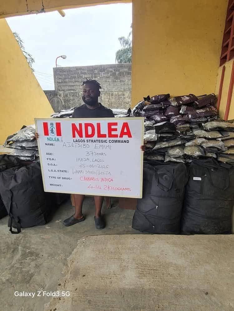 GeneralRuud's tweet image. This happened on Lagos too, ikeja to be precise, can you give us information on this too