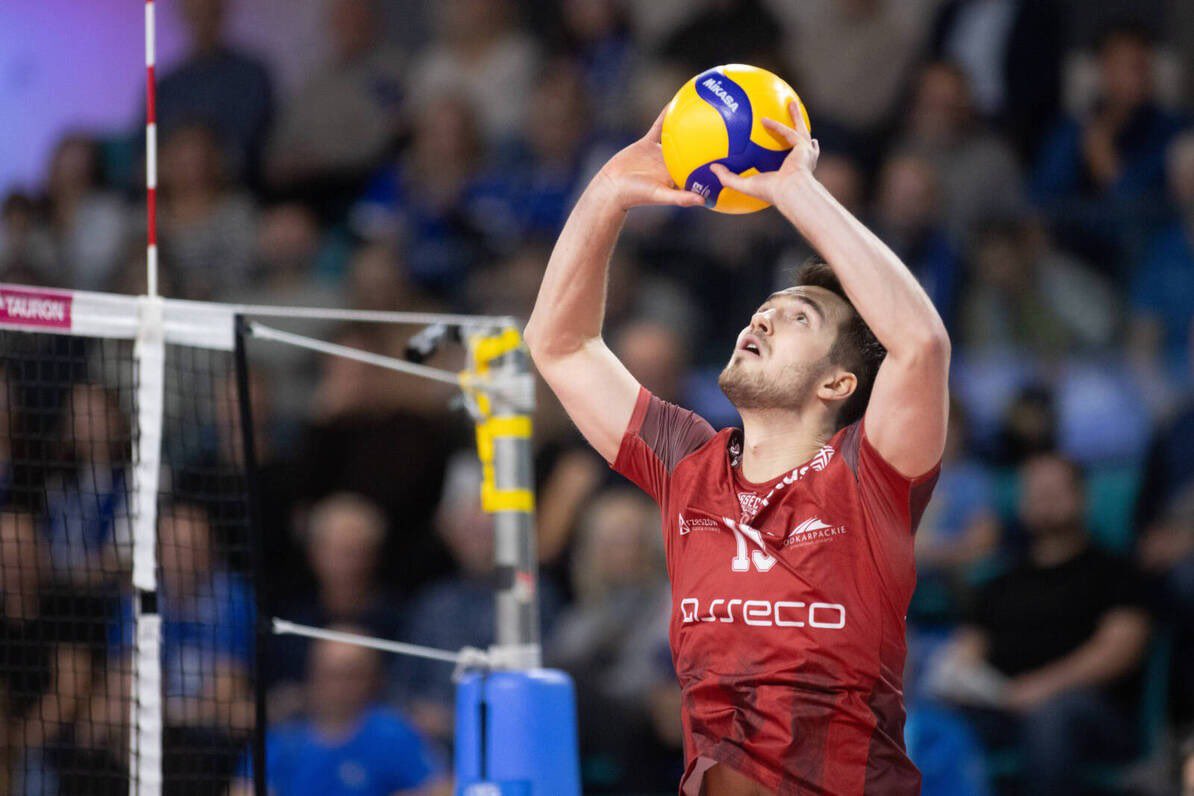 PlusLiga (@plusliga_) on Twitter photo 🔛 Mistrz Świata Kadetów i Juniorów, zdobywca #PucharCEV Łukasz Kozub nowym rozgrywającym <a href="/indykpolazs/">Indykpol AZS Olsztyn</a> 🏐 🔛 Mistrz Świata Kadetów i Juniorów, zdobywca #PucharCEV Łukasz Kozub nowym rozgrywającym <a href="/indykpolazs/">Indykpol AZS Olsztyn</a> 🏐