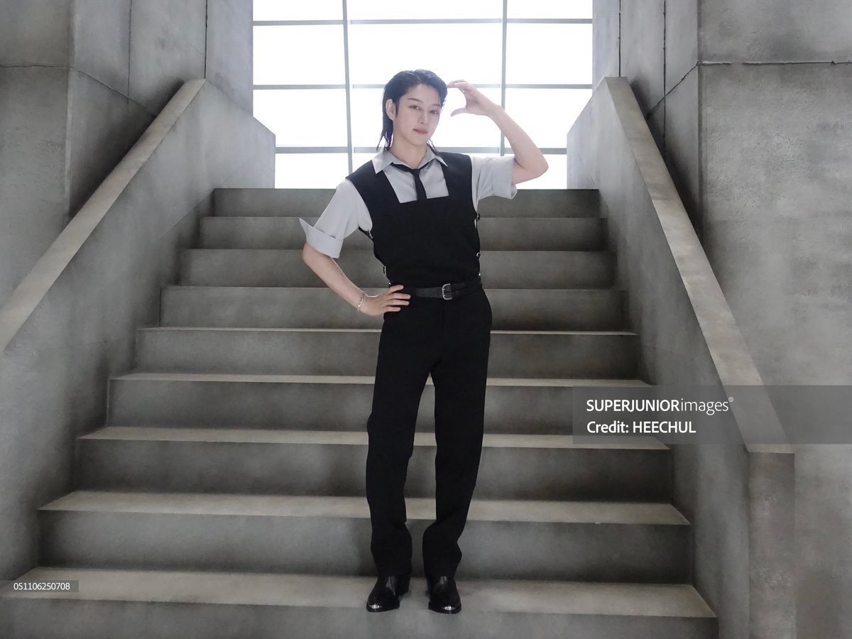 📸: 𝙀𝙭𝙥𝙧𝙚𝙨𝙨𝙈𝙤𝙙𝙚

#슈퍼주니어 #SUPERJUNIOR
#ExpressMode #SUPERJUNIOR_ExpressMode
#SuperJunior25