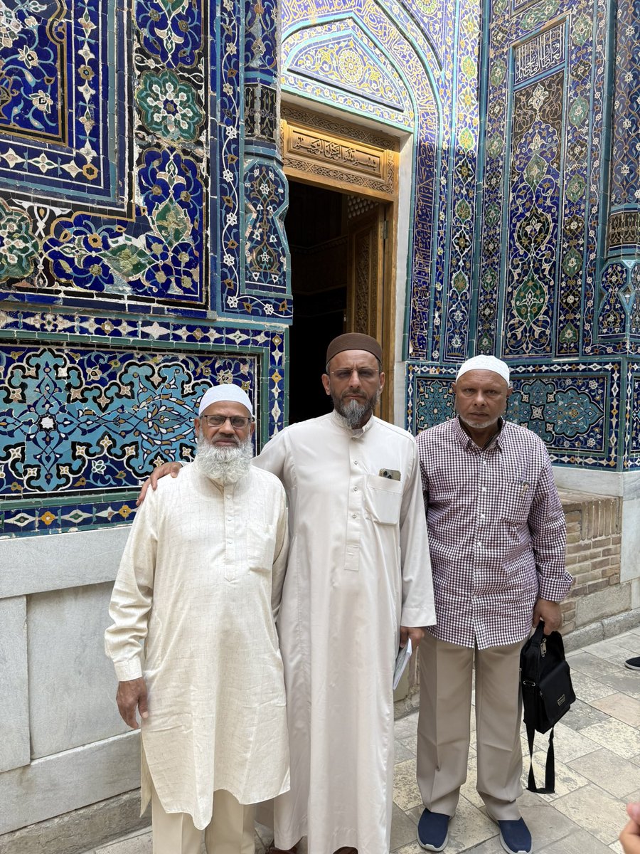 *Shah-i-Zinda — “The Living King”*
Samarkand, Uzbekistan

Honoured to visit the sacred resting place of Sayyiduna Qutham ibn Abbas, the noble cousin of the Prophet Muhammad ﷺ and a close companion.