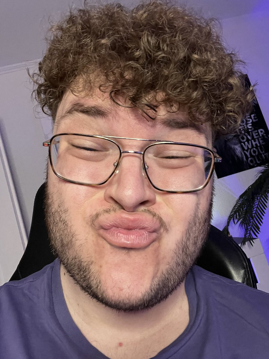 FETTI IST LIVE 🍔🍔🍔

Heute: FACEIT 4K ELO ZURÜCKHOLEN + <a href="/BIGCLANgg/">BIG</a> Watchparty (Team Germany) auf LAN 🏆

Kommt rein ihr geilen Menschen ❤️