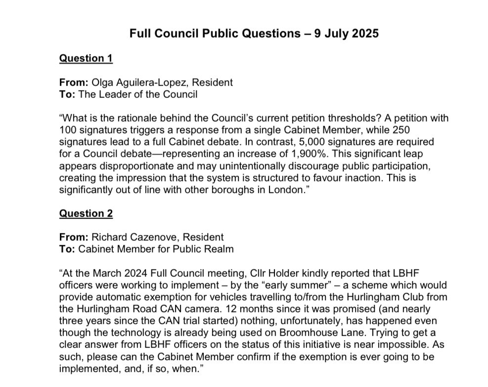 CameraTraffic's tweet image. First two questions to @lbhf full Council meeting tonight, highlighting the lack of local democracy in our borough. Re question 1, not only are the numbers required discouraging, the process of registering on a website that is frequently not working is onerous.