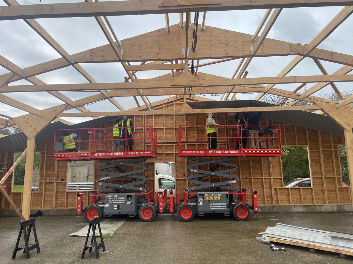 StarPlatforms's tweet image. We were recently chosen to supply a fleet of diesel and electric scissor lifts to support a large-scale agricultural construction project on the East Coast. 📍
Read the full case study on our website: ow.ly/Q9sw50WmR9T
#PoweredAccess #ScissorLift