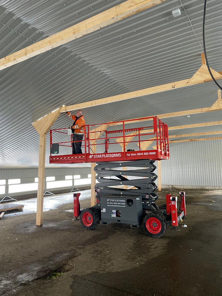 StarPlatforms's tweet image. We were recently chosen to supply a fleet of diesel and electric scissor lifts to support a large-scale agricultural construction project on the East Coast. 📍
Read the full case study on our website: ow.ly/Q9sw50WmR9T
#PoweredAccess #ScissorLift