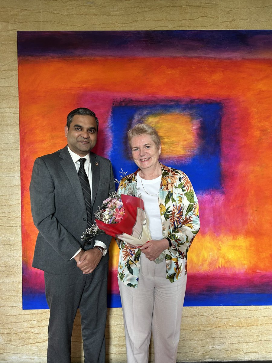 Ambassador Torun Dramdal (@norwayinnepal) on Twitter photo Important discussion with <a href="/UNFPANepal/">UNFPA Nepal</a> and the new Representative, Mr Sriram Haridass. Sexual and reproductive health and rights are key to achieving the SDGs Important discussion with <a href="/UNFPANepal/">UNFPA Nepal</a> and the new Representative, Mr Sriram Haridass. Sexual and reproductive health and rights are key to achieving the SDGs