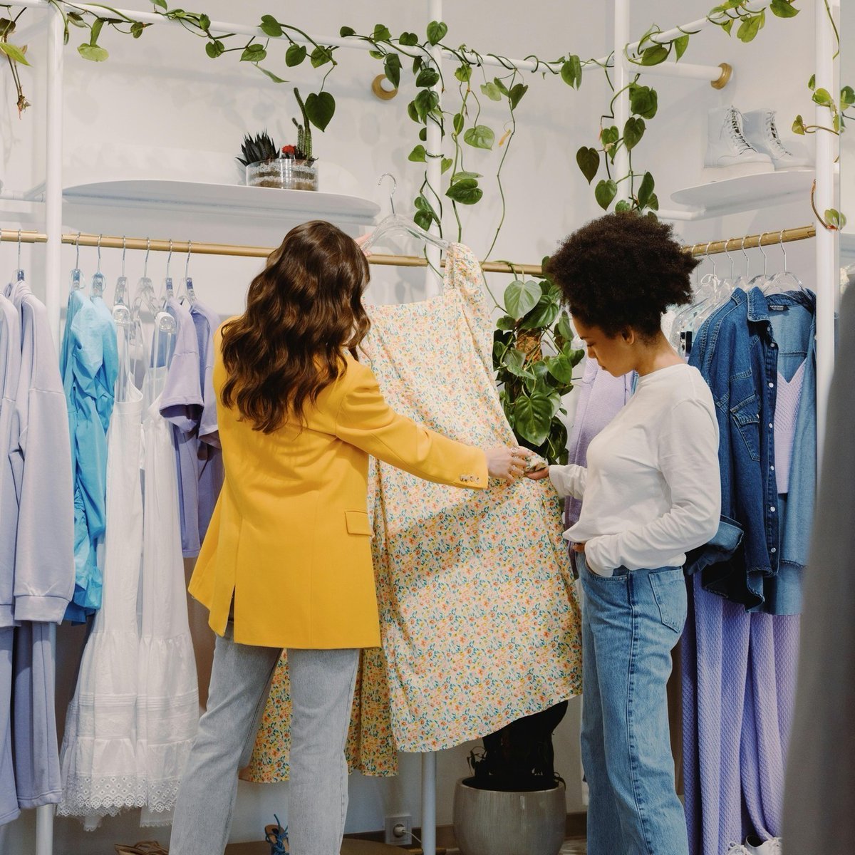 Reduce waste and get new clothes for free! 

Join us for a Clothes Swap event.

Saturday 19 July
11am to 3pm
Gillingham Library

Donate any unwanted clean, good quality childrens &amp; adult clothes and receive tokens to exchange for clothes brought in by others.