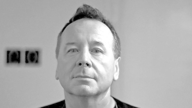 TheExtremeMusi1's tweet image. #HappyBirthday to Simple Minds' Jim Kerr (66)
their top 10 songs are:

10. I Travel
9. Love Song
8. Sanctify Yourself
7. Waterfront
6. Glittering Prize
5. Big Sleep
4. Promised You a Miracle
3. Belfast Child
2. Alive &amp;amp; Kicking
1. Don't You (Forget About Me)
#SimpleMinds #JimKerr
